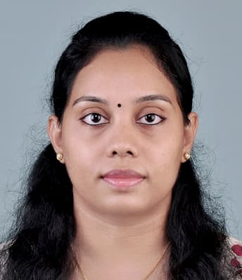 Ms. Rakhi Chandran portrait